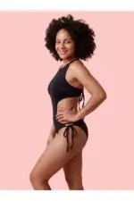 VANESSA – Schwarz Monokini – Bild 2